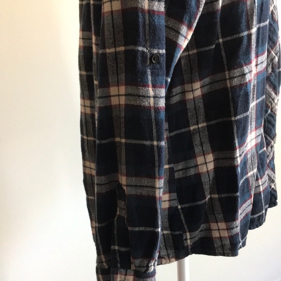 Blue flannel size small - Picture 5 of 5